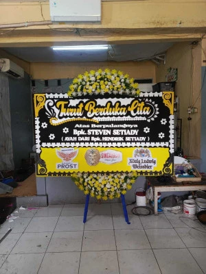 Papan Bunga di Pengkol Nguter